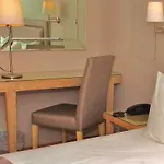 阿夫拉酒店 Paralía