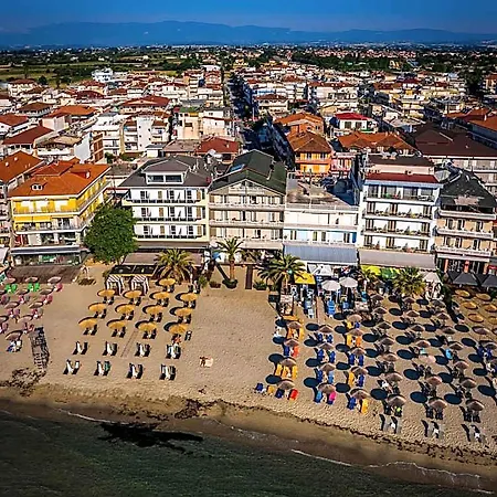 Avra Paralía